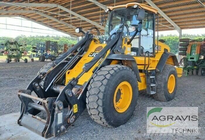 JCB 437 HT Колесни товарачи