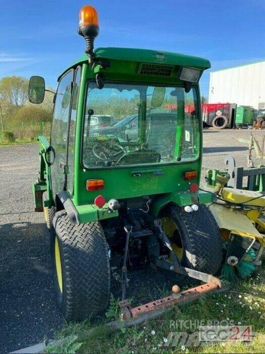 John Deere 4115 Компактни трактори