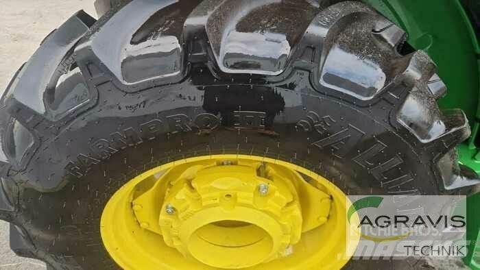 John Deere 5058 E Трактори