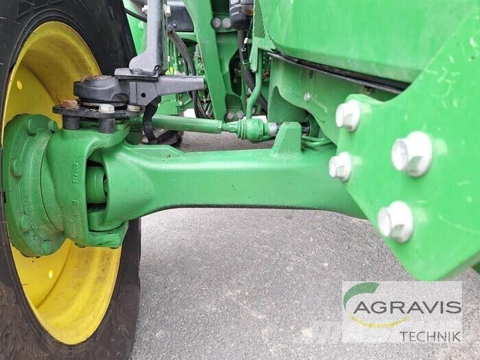 John Deere 5100 R Трактори