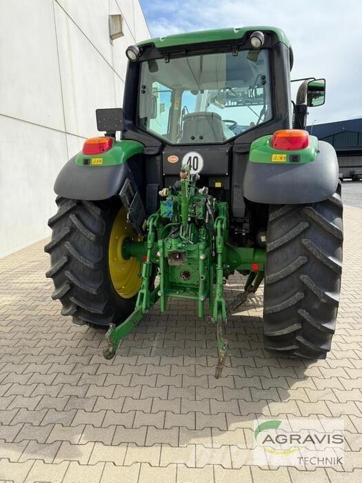 John Deere 6115 R Трактори