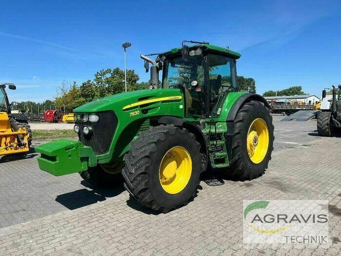 John Deere 7830 Трактори