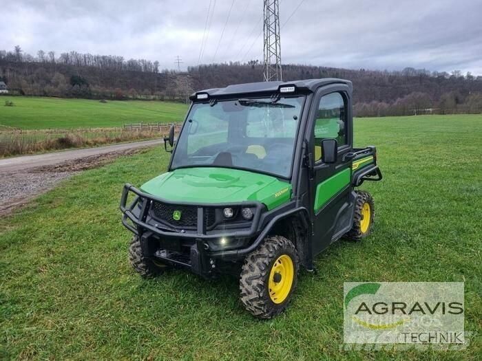 John Deere GATOR Компактни трактори