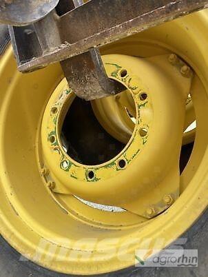 John Deere R38 + R28 Колелета/Гуми