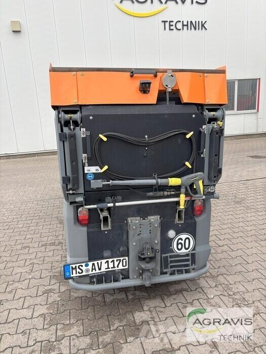 Kärcher MC250 Автоматични метачки с четки