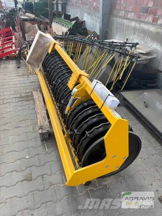 Kerner CW 550/300 Валяк