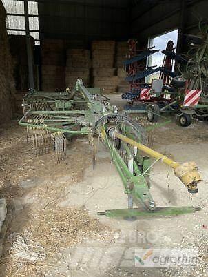 Krone SWADRO 710/26T Гребла и сенообръщачки