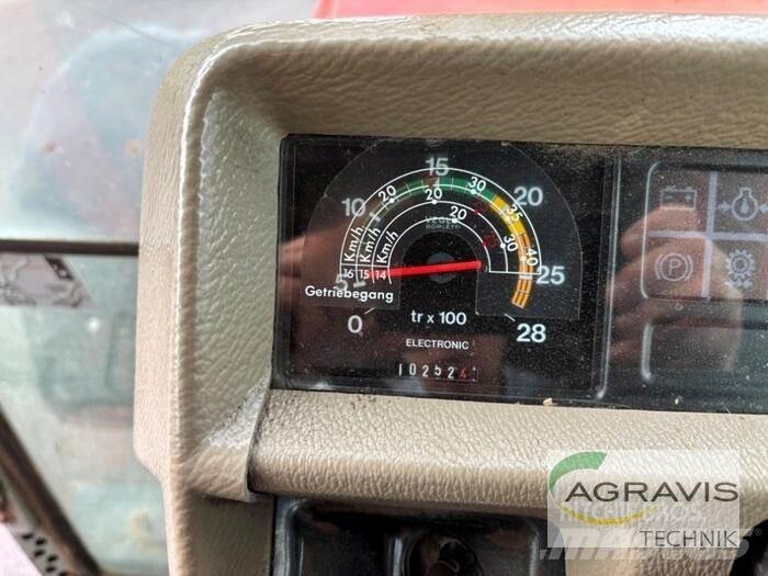 Massey Ferguson 3085 Трактори