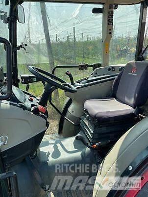 Massey Ferguson 3710 F Трактори