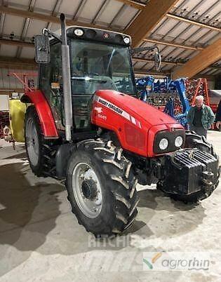 Massey Ferguson 5445 Трактори