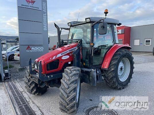 Massey Ferguson 5455 Трактори