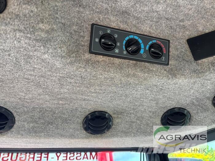 Massey Ferguson 5460 Трактори