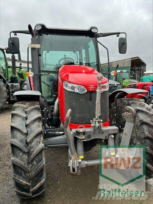 Massey Ferguson 6712 Трактори