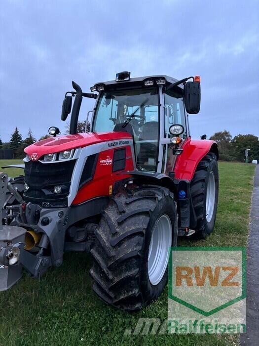Massey Ferguson 6S 155 Трактори