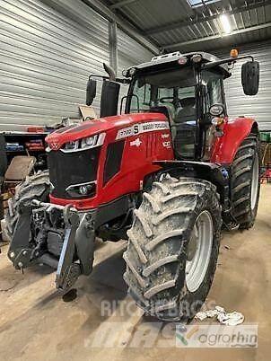Massey Ferguson 7720S Трактори