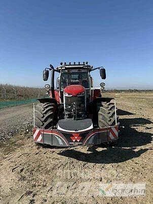 Massey Ferguson 7S210 Трактори