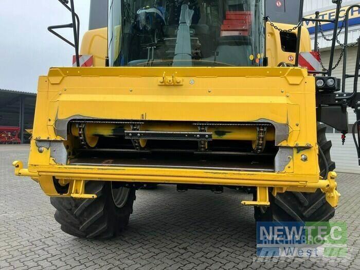 New Holland CX 8.85 Комбайни