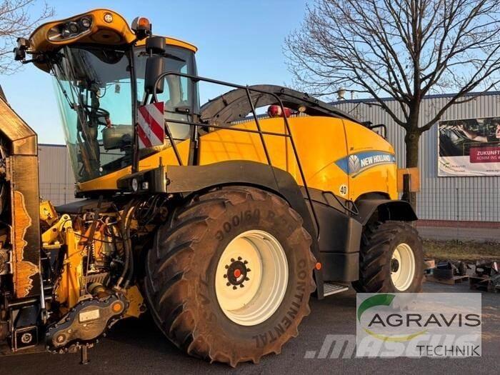 New Holland FR 700 Самоходни фуражири