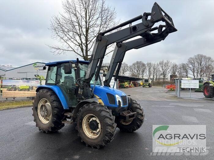 New Holland TLA 100 Трактори