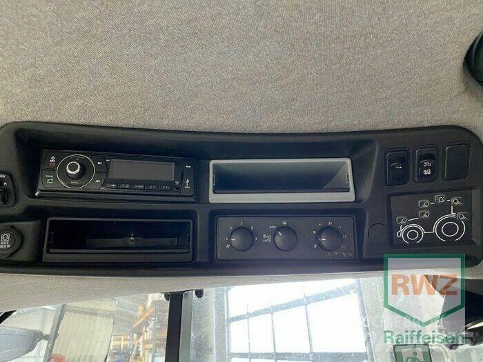 Steyr 6145 Profi Трактори