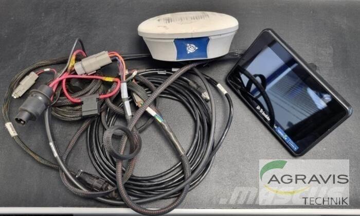 Trimble GFX-350 Машини за цепене и рязане на дърва
