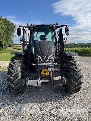 Valtra N135 DIRECT Трактори