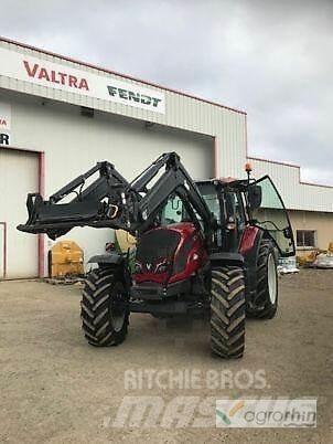 Valtra N154D Трактори