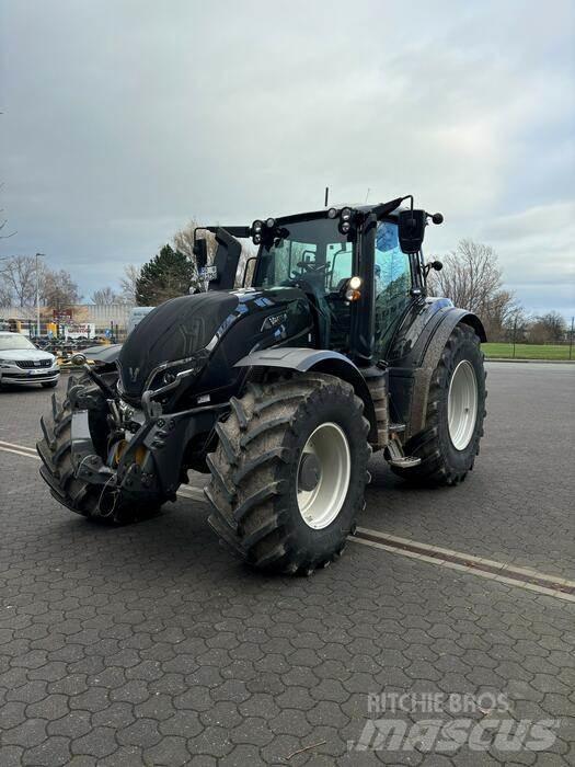 Valtra T 175 ED Трактори
