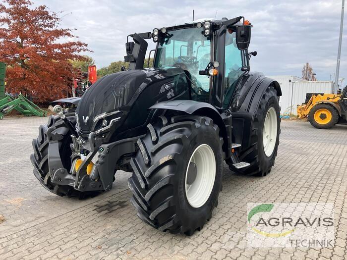 Valtra T 235 D Трактори