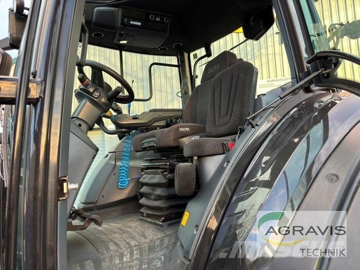 Valtra T 235 D Трактори