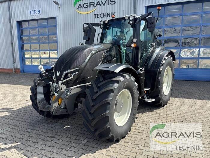 Valtra T 235 D 2A1 Трактори