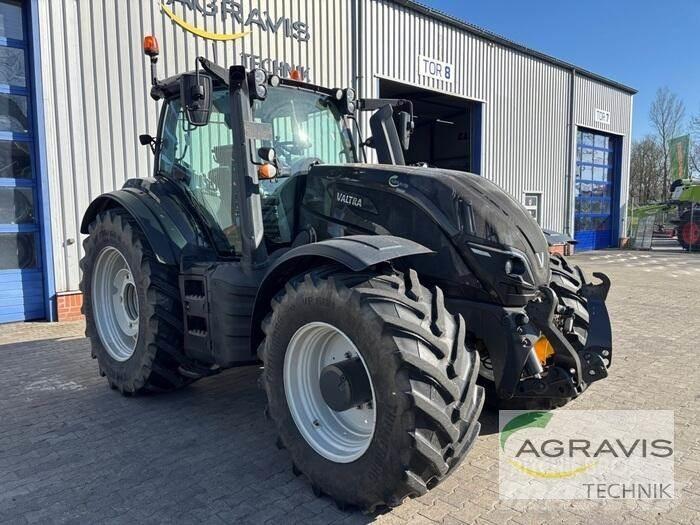 Valtra T 254 V VERSU Трактори