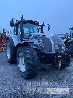 Valtra T172 HITECH Трактори