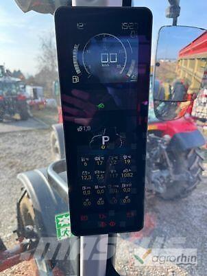 Valtra T235 Diect Трактори