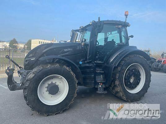 Valtra T254V Трактори
