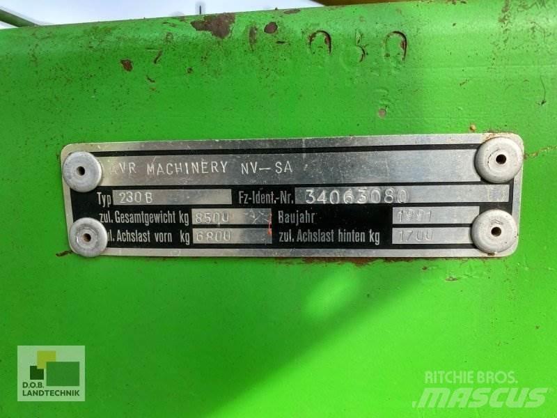 AVR 230 B Комбайни за картофи и копачи