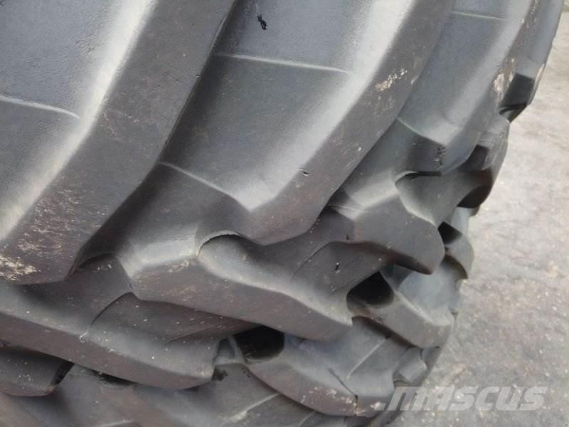BKT 540 / 65 R30 Колелета/Гуми