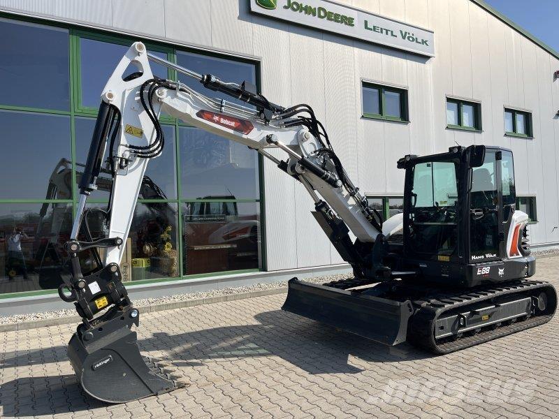 Bobcat E88 Колесни екскаватори