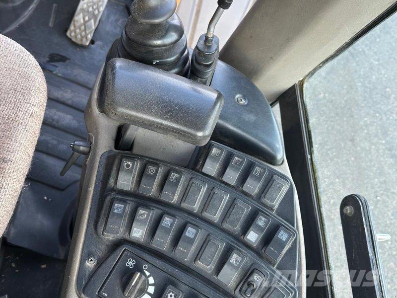 CASE 721 E Колесни товарачи