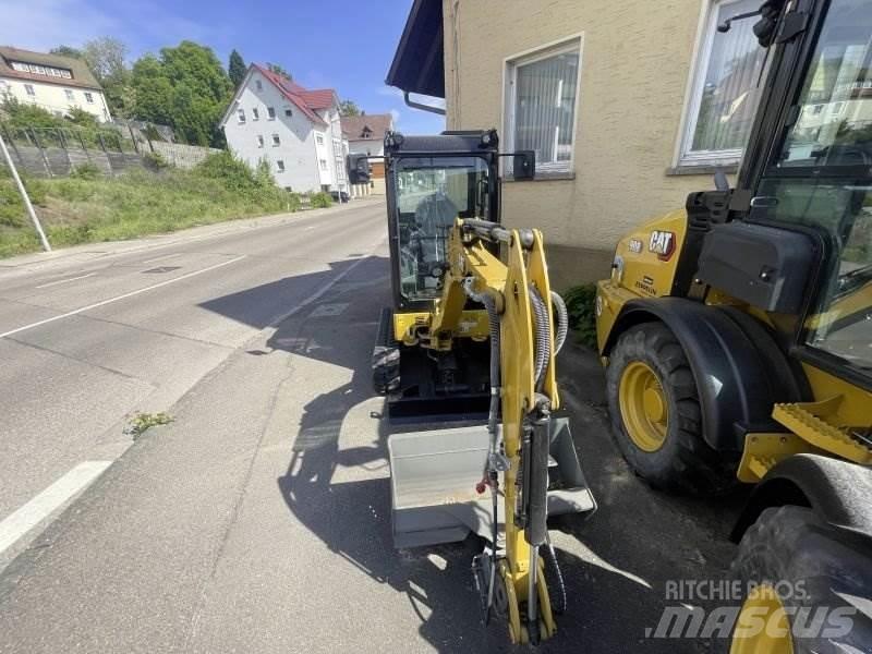 CAT 302CR-05A Мини екскаватори < 7 т
