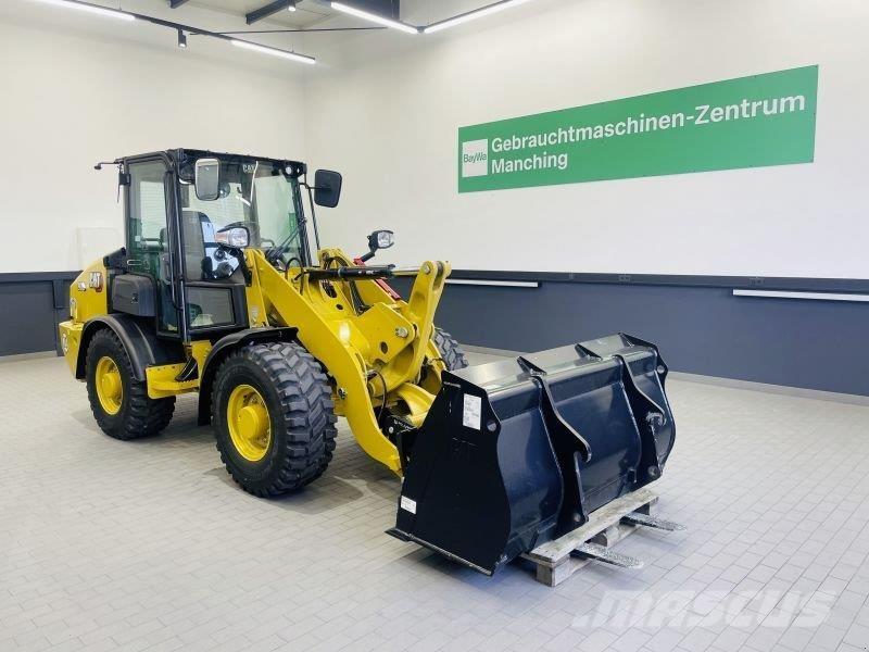 CAT 906-14A Колесни товарачи