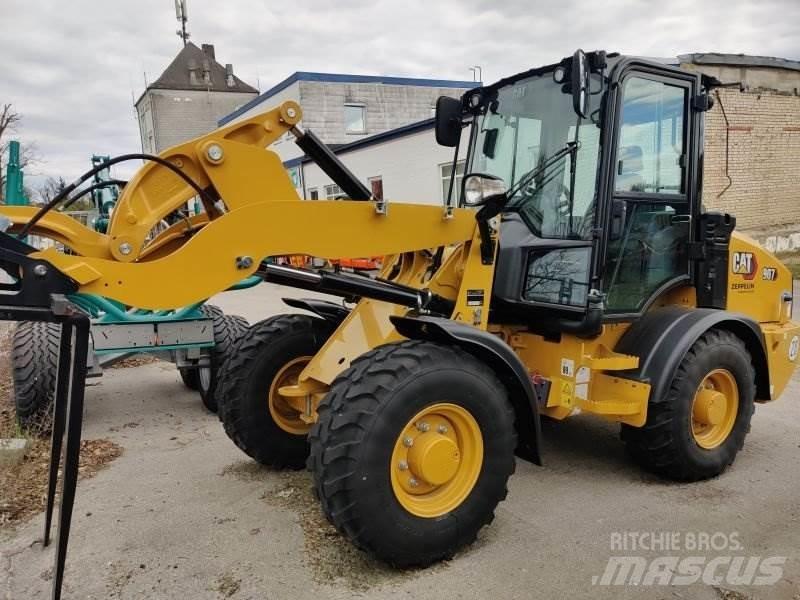 CAT 907 Колесни товарачи