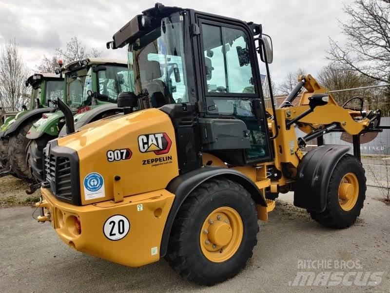 CAT 907 Колесни товарачи