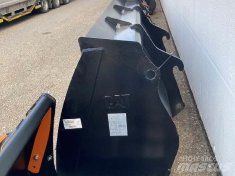 CAT 908 Колесни товарачи