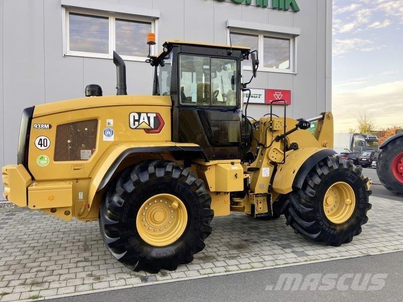 CAT 938M Колесни товарачи