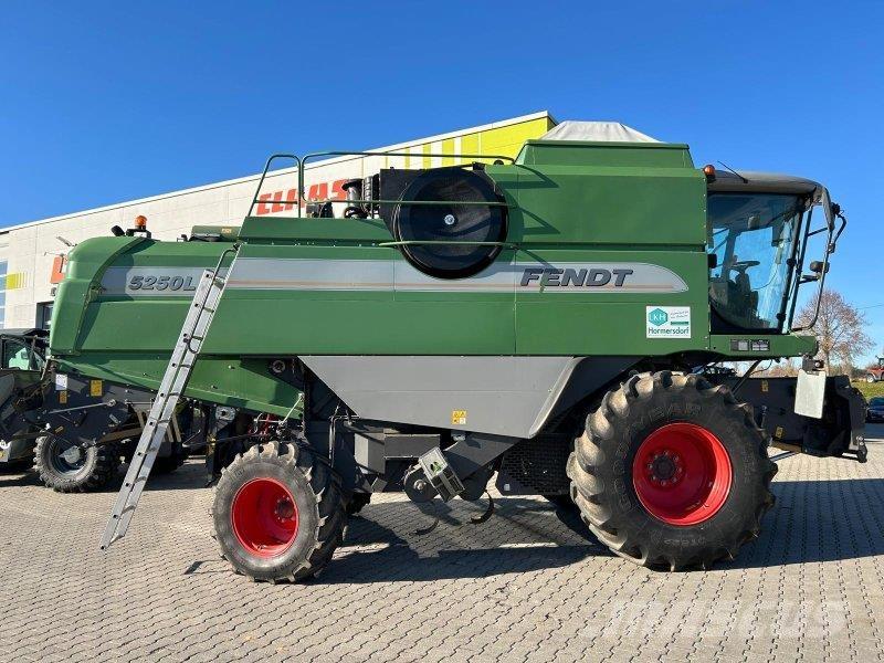 Fendt 5250 L Комбайни