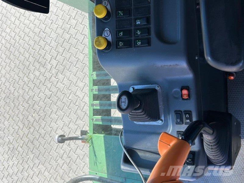 Fendt 5250 L Комбайни