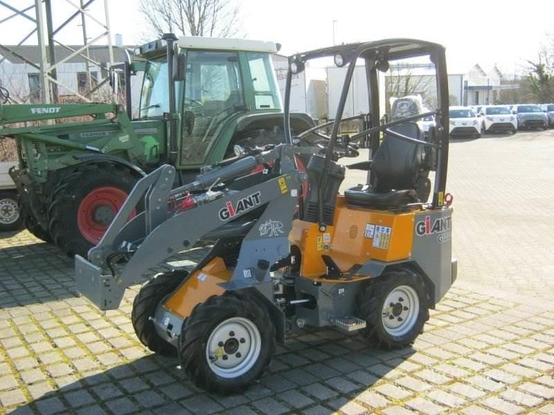 GiANT G1200 Мини товарачи
