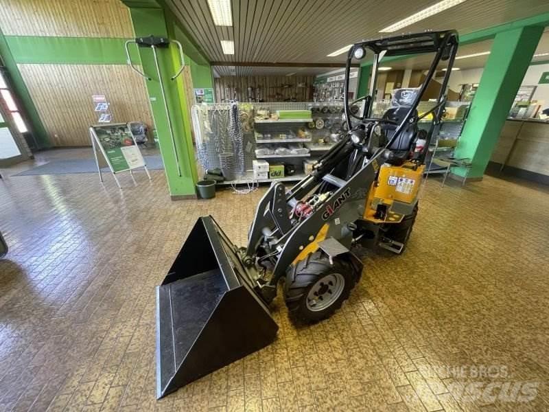 GiANT G1200 Мини товарачи
