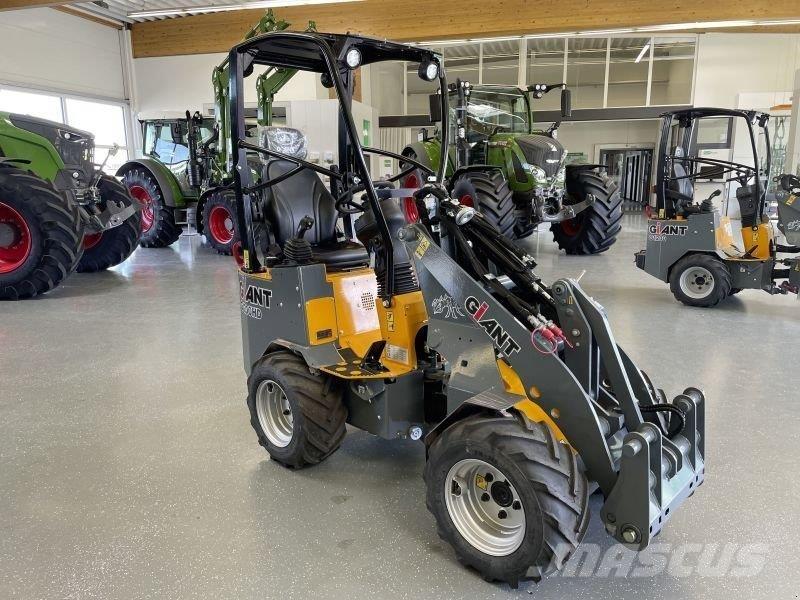 GiANT G1200 HD Мини товарачи
